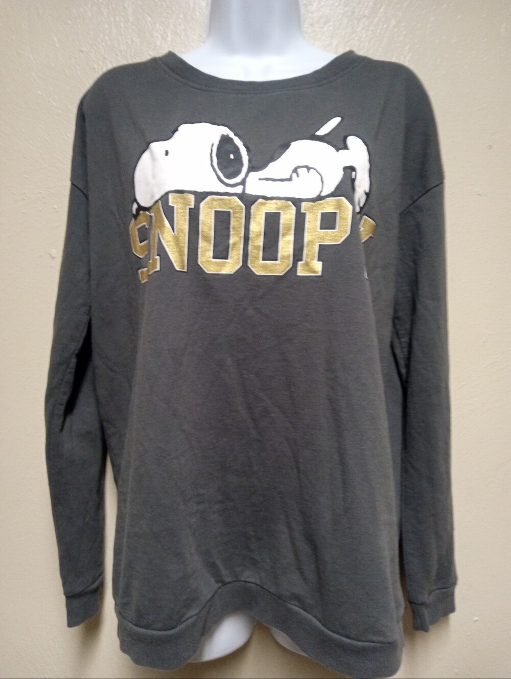 Snoopy Sweatshirt Medium Mighty Fine Dark Grey Long Sleeve Light Weight Top